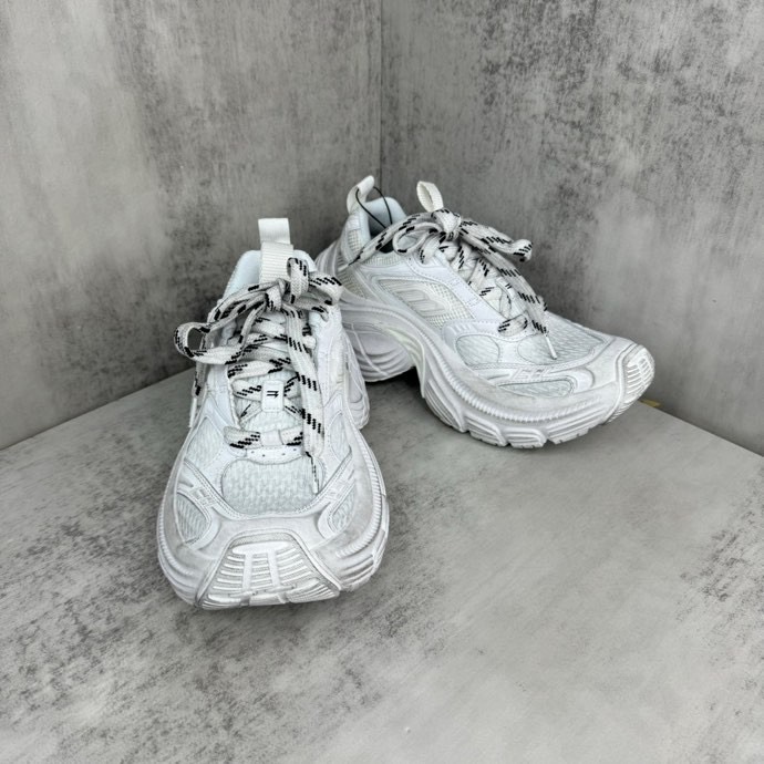 Balenciaga 6XL Sneaker In White - EUR FASHION