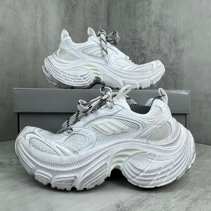 Balenciaga 6XL Sneaker In White - EUR FASHION