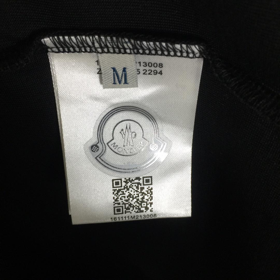 Moncler Logo T-Shirt - EUR FASHION