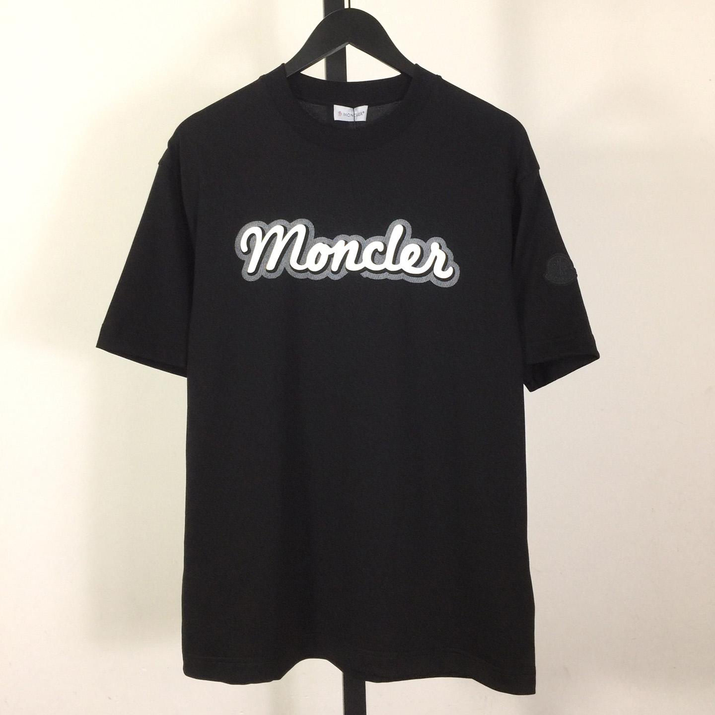 Moncler Logo T-Shirt - EUR FASHION