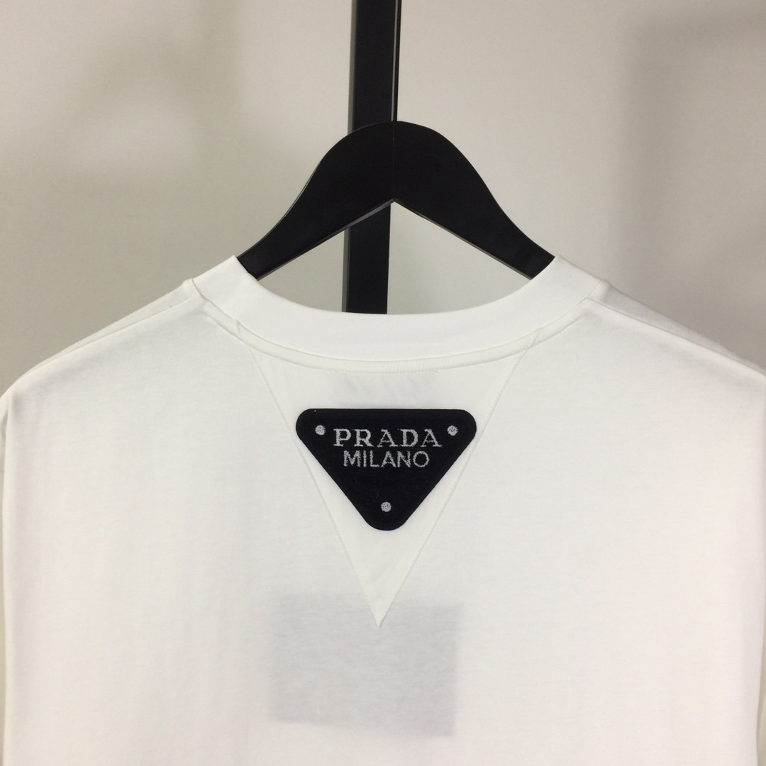 Prada Cotton  T-shirt  - EUR FASHION