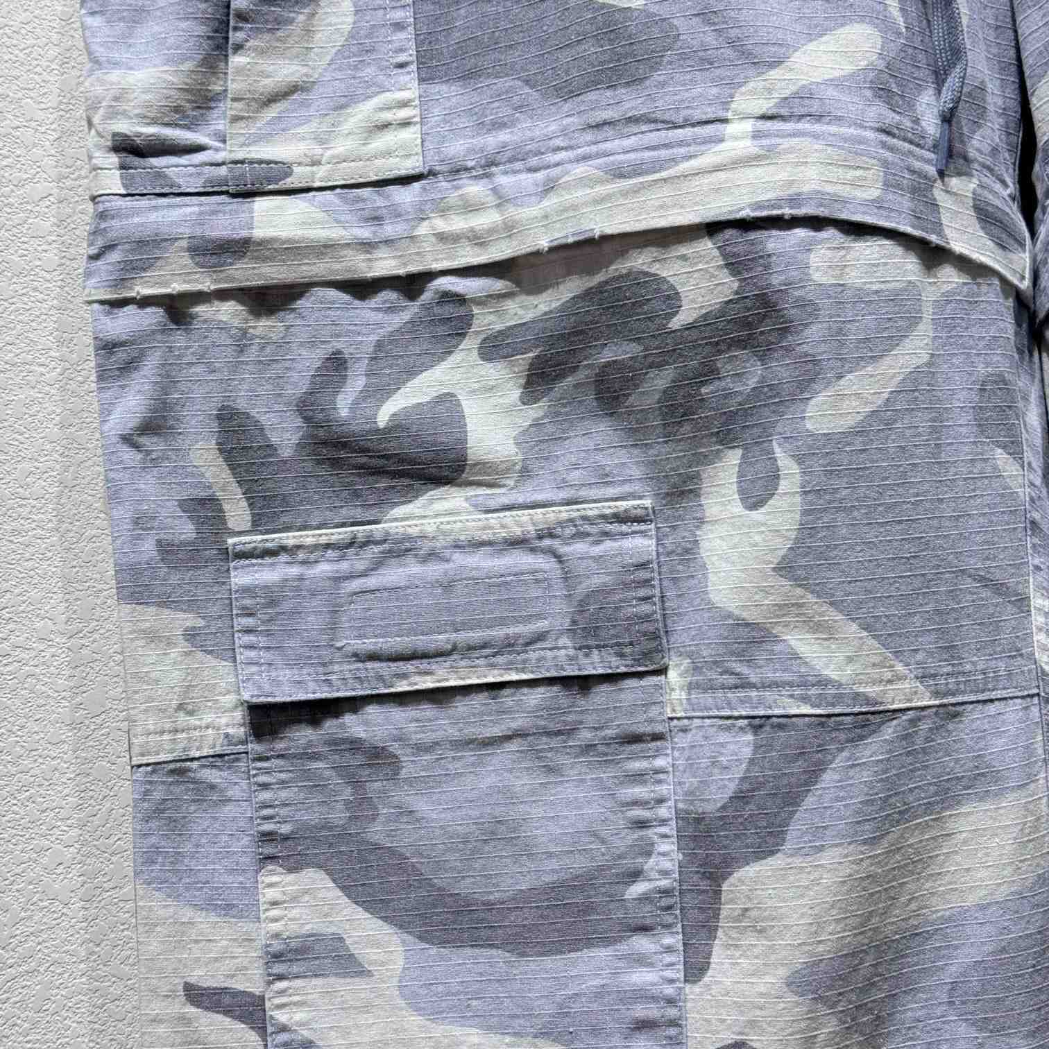 Balenciaga Large Cargo Pants In Light Grey - EUR FASHION