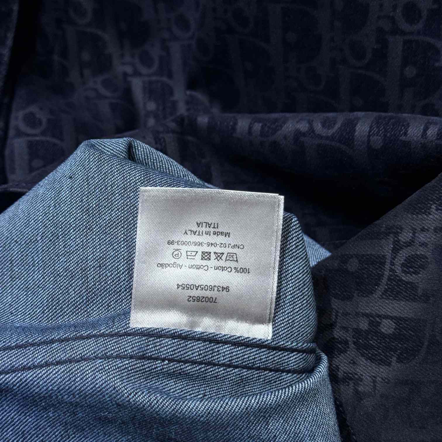 Dior AND KAWS Overshirt  - EUR FASHION