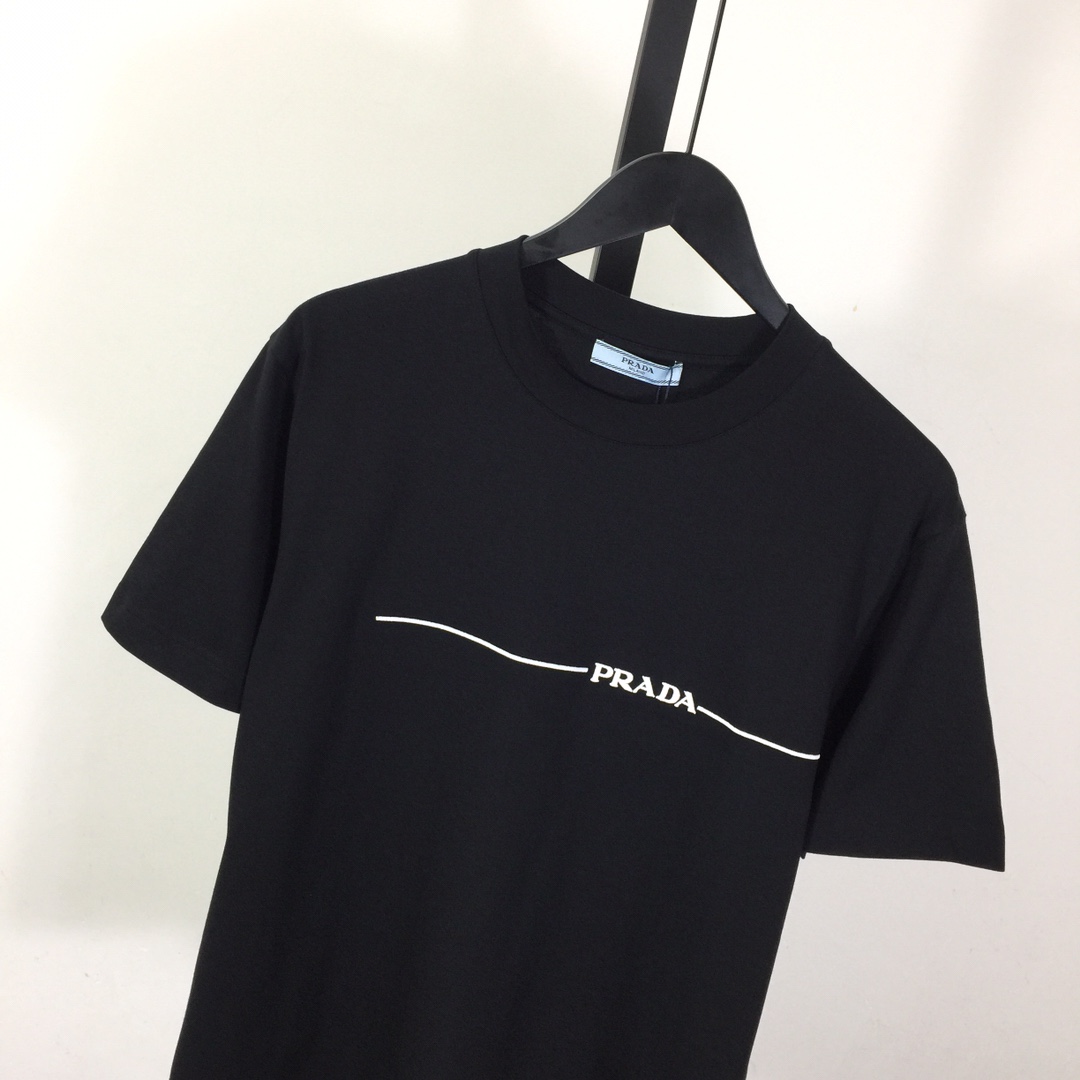 Prada Cotton  T-shirt  - EUR FASHION