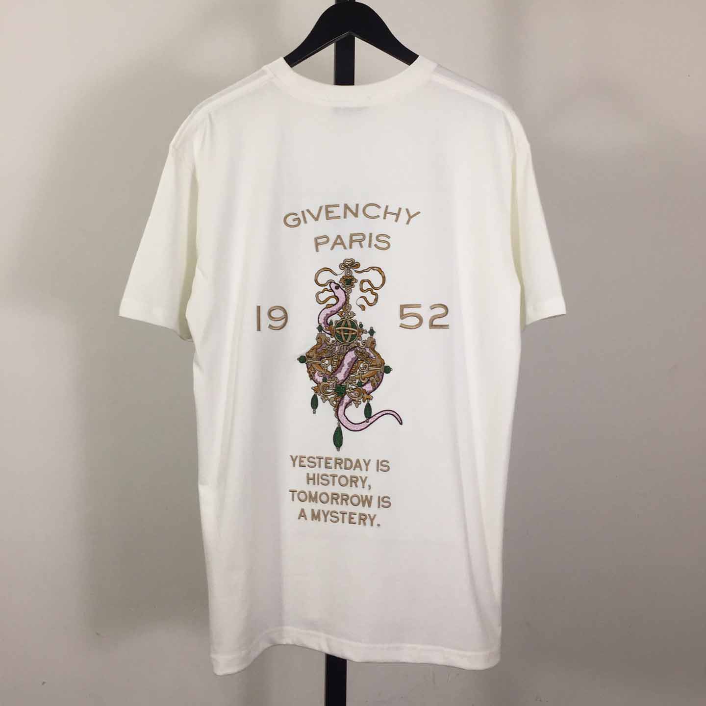 Givenchy T-shirt In Cotton With Chandelier Snake Embroideries - EUR FASHION