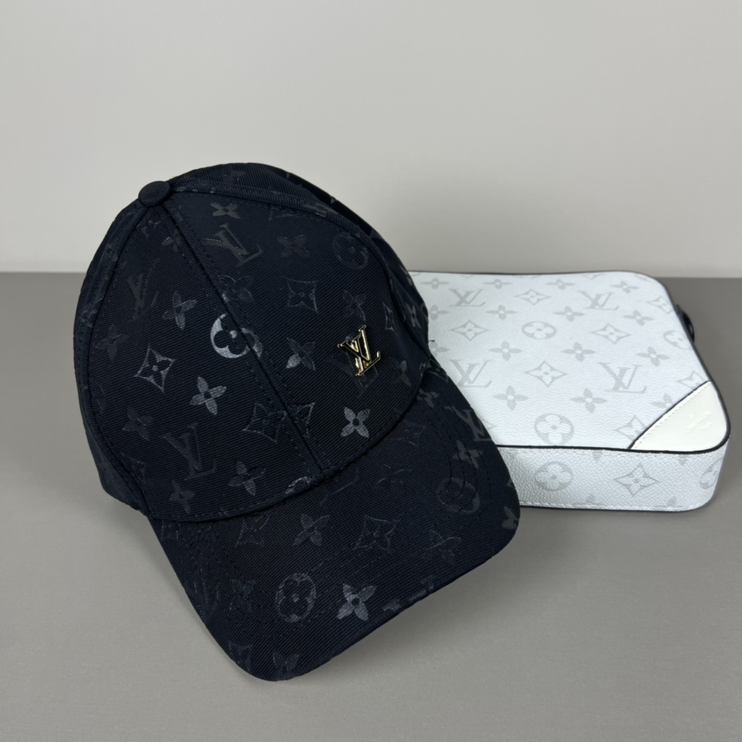 Louis Vuitton Monogram Cap - EUR FASHION