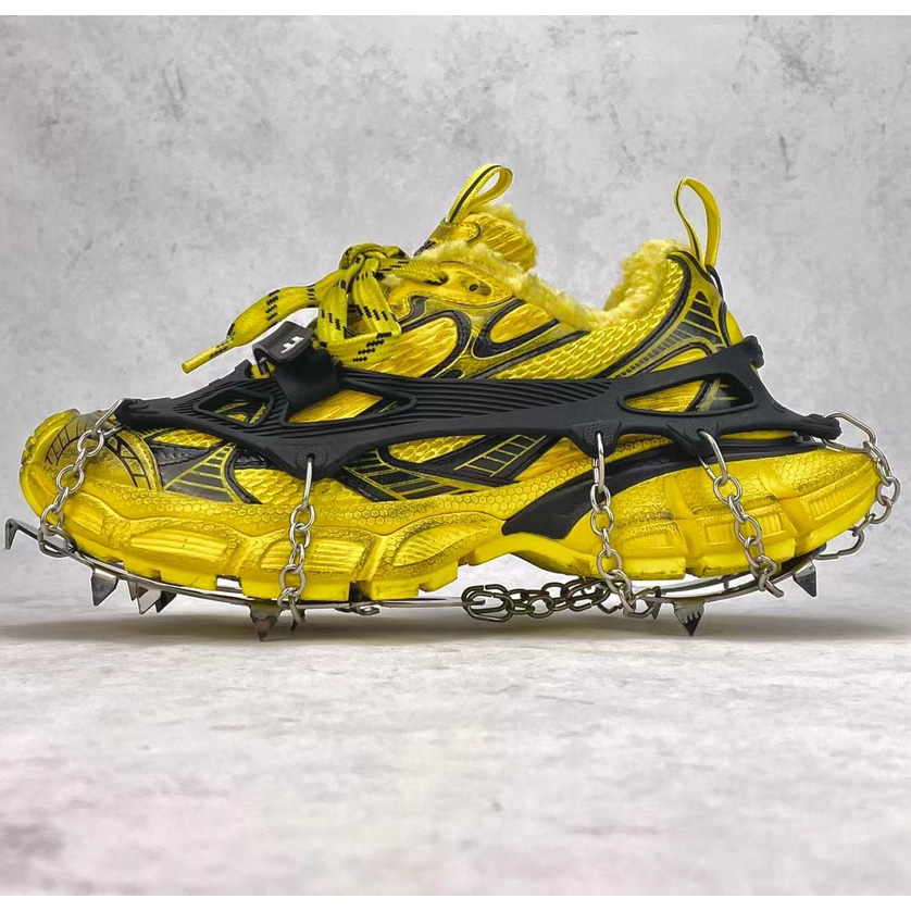 Balenciaga 3XL Ski Sneaker In Yellow And Black Mesh And Polyurethane - EUR FASHION