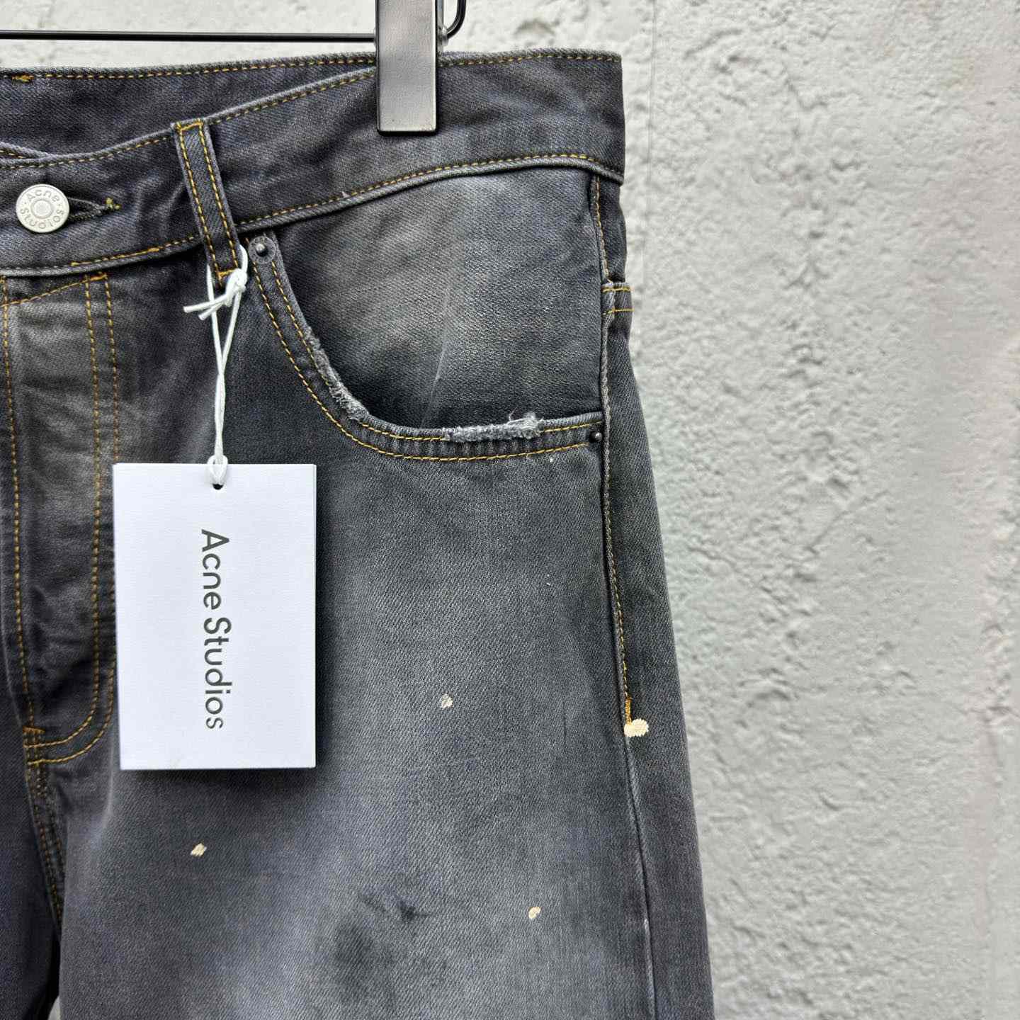 Acne Studios  Loose Fit Jeans - EUR FASHION