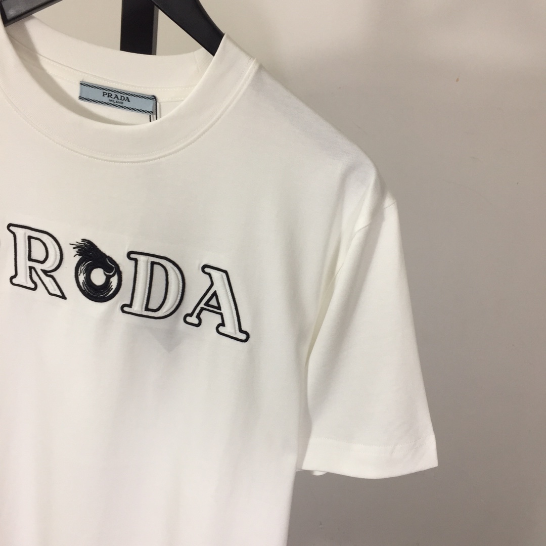 Prada Cotton  T-shirt  - EUR FASHION