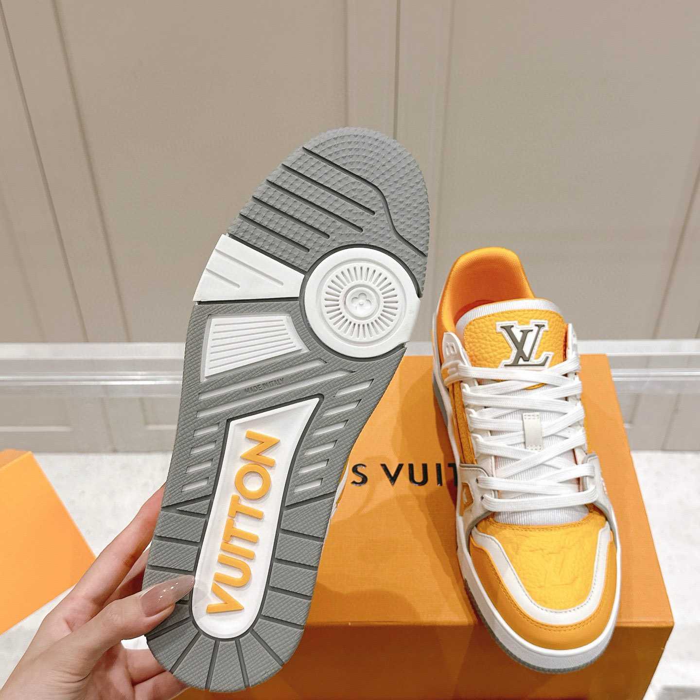 Louis Vuitton LV Trainer Sneaker  1ADHSK - EUR FASHION