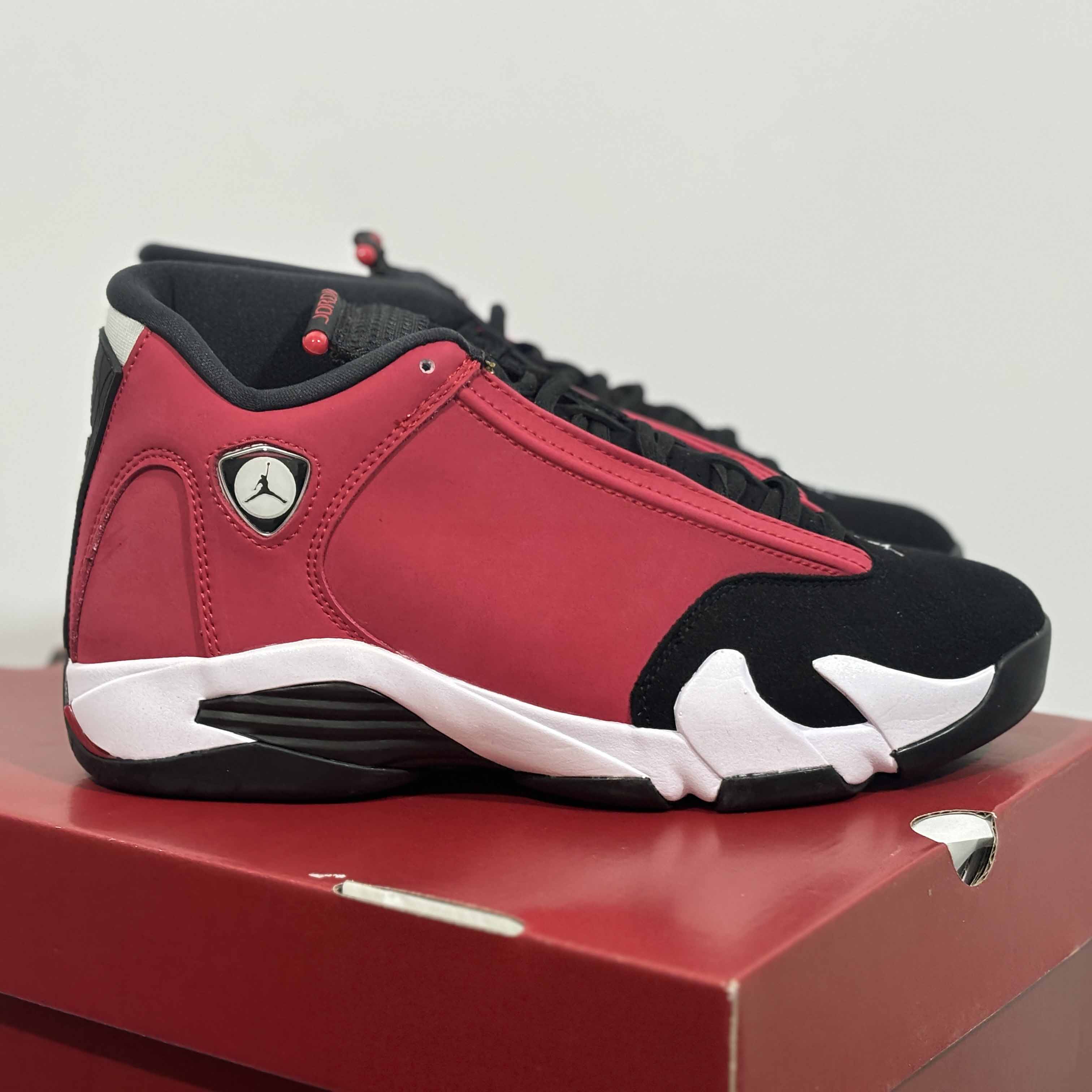 Air Jordan 14 Retro Gym Red Sneakers       487471-006 - EUR FASHION