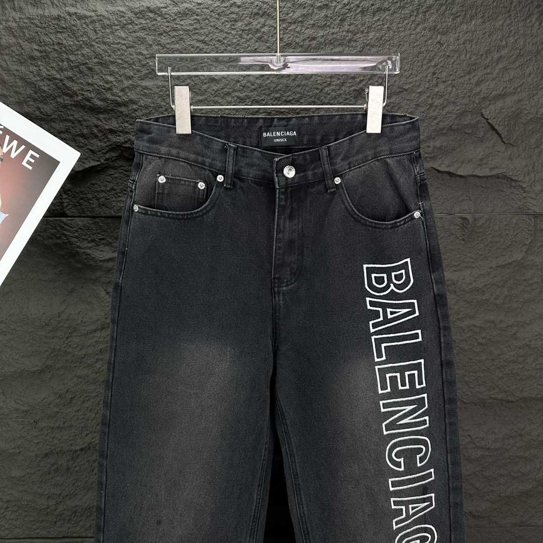 Balenciaga Baggy Jeans - EUR FASHION