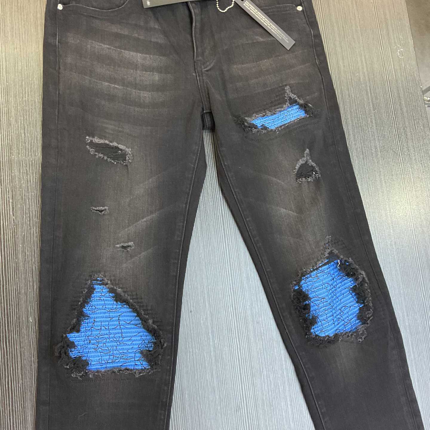 Amiri Jeans    - EUR FASHION