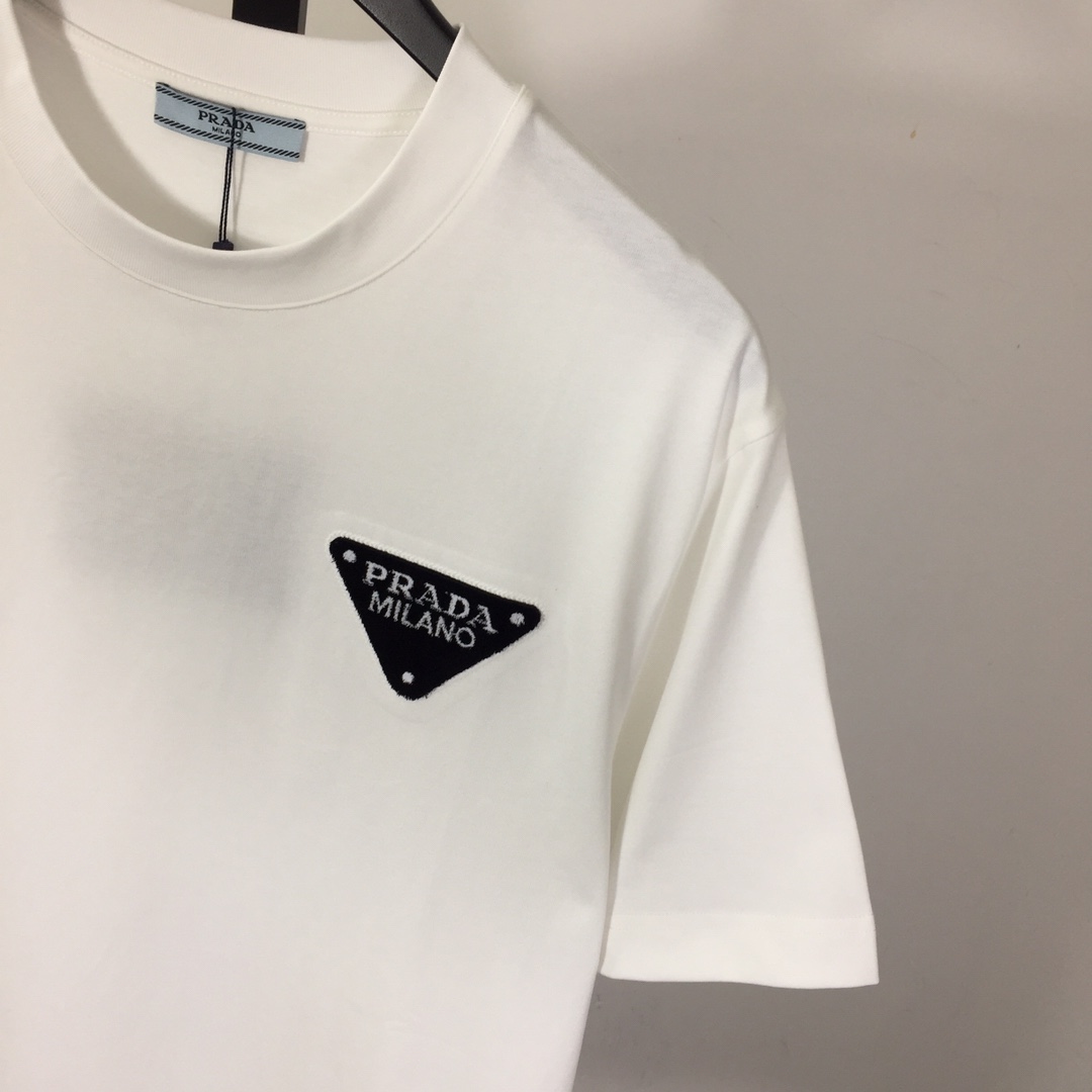 Prada Cotton  T-shirt  - EUR FASHION