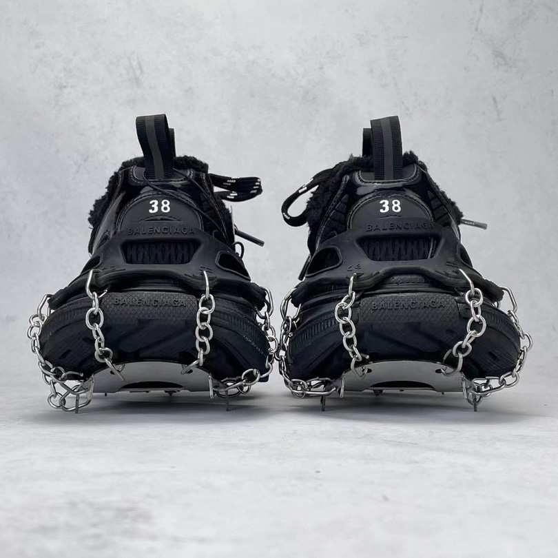 Balenciaga 3XL Ski Sneaker In Black  - EUR FASHION