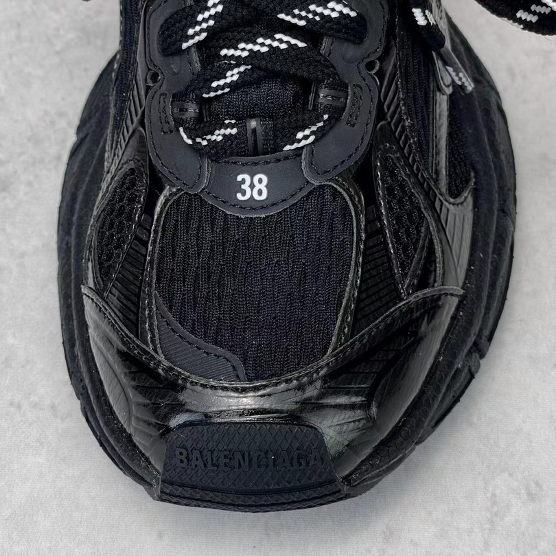 Balenciaga 3XL Ski Sneaker In Black  - EUR FASHION